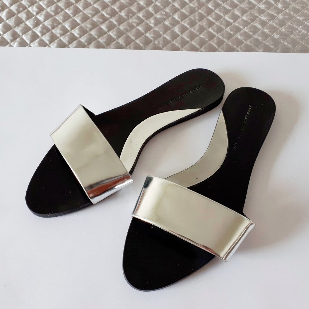 Zara patent metallic silver pool slide sandals - Picture 2 of 10
